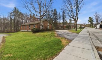 320 Dewey St, Bennington, VT 05201