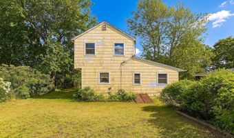 304 Central Blvd, Bayville, NJ 08721