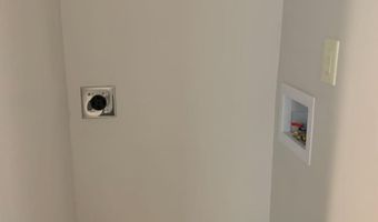 779 BROADWAY 2F, Bayonne, NJ 07002