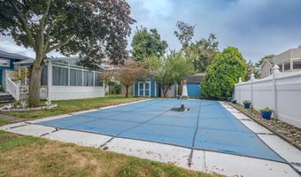 7 Harbor View Dr, Atlantic Highlands, NJ 07716