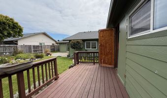 550 VELOPA Ct, Brookings, OR 97415