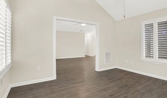 7362 Lake Lakota Pl 25, Indianapolis, IN 46217