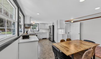 138 Guider Ln, Bethlehem, NH 03574