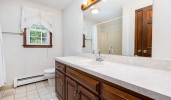10 Empire Way, Bristol, CT 06010