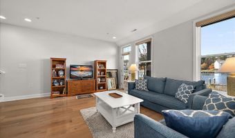 10900 HOLYSTONE Ln 503, Berlin, MD 21811