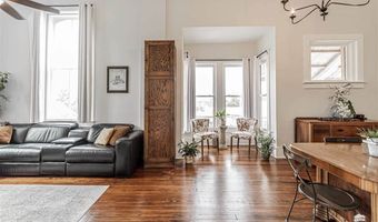 217 W 1st St, Abilene, KS 67410