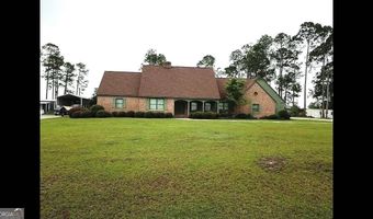 220 Lakeshore Dr, Alma, GA 31510