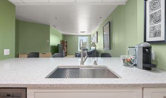 131 Main St 607, Burlington, VT 05401