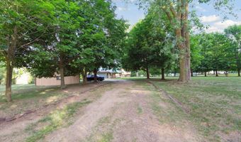 4888 W Jackson, Alma, MI 48801