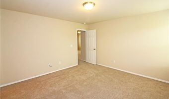 807 Green World St, Bentonville, AR 72712