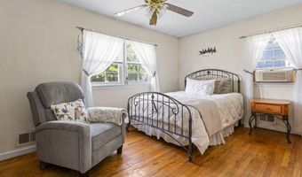 29 South Ave, Atlantic Highlands, NJ 07716