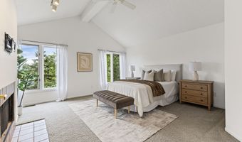 2766 Maitland Dr, Ann Arbor, MI 48105