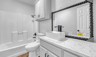 2805 Shiloh Ln, Altus, OK 73521