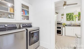 18 Robinwood Ave, Asheville, NC 28806