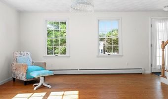 46 North Rd, Jamestown, RI 02835