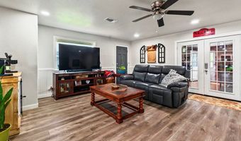 811 NW 7th St, Andrews, TX 79714