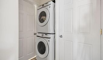 37 College St, Alexandria, OH 43001