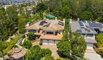 8125 E Oxley Ct, Anaheim, CA 92808