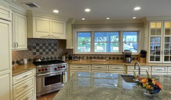 34 Suburban Ave, Cos Cob, CT 06807