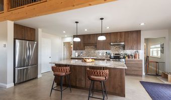 54 Upper Rim Rd E, Arroyo Seco, NM 87514