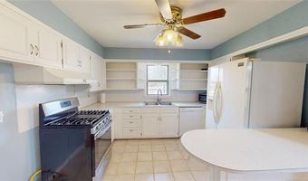 520 N Crownpoint Dr, Ada, OK 74820