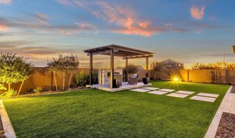 1151 E PEACH TREE Dr, Chandler, AZ 85249