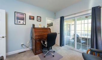 58 Granite Ln, Chester, NH 03036