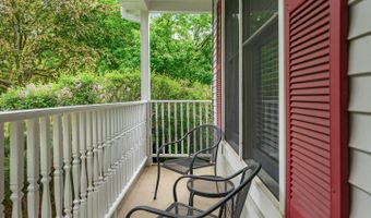 1196 Edgewater Ln, Antioch, IL 60002
