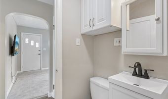 791 Eugene St, Akron, OH 44306