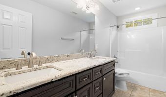 1773 Town Home Dr, Apex, NC 27502