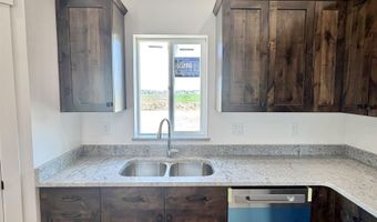 1890 Brynwood Ave, Chubbuck, ID 83202