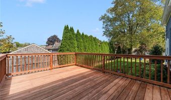 91 Warren Ave, Cranston, RI 02920