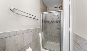 6425 GWINNETT Ln, Bowie, MD 20720
