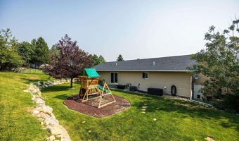 906 Delaware Dr, Buffalo, WY 82834