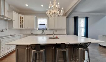 6116 LAGOMAR Ln, Apollo Beach, FL 33572