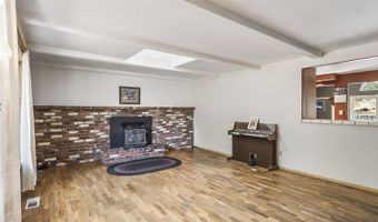 1115 NE Burnside Ave, Bend, OR 97701