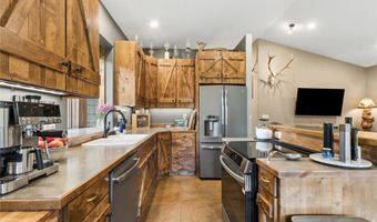 1221 Grand Fir Rd, Bigfork, MT 59911