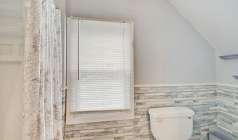 73 S 3rd Ave, Beech Grove, IN 46107
