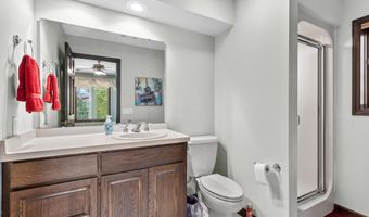 40 LaVanda Ln, Hot Springs Village, AR 71909