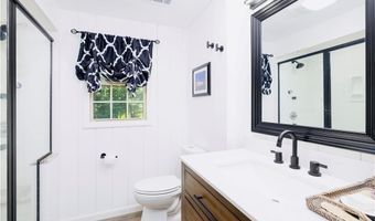 8 Winterberry Dr, Coventry, RI 02816