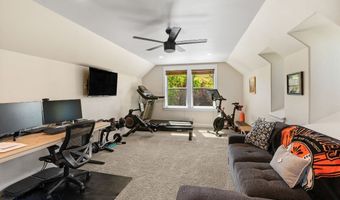 2452 Creekwood Dr, Bozeman, MT 59715