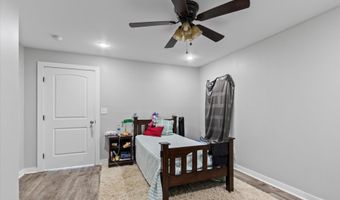 2140 Hustleville Rd, Albertville, AL 35951