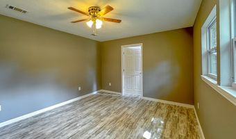 913 Virginia Pl, Bainbridge, GA 39819