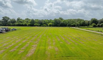1620 S Airport Rd, Abbeville, LA 70510