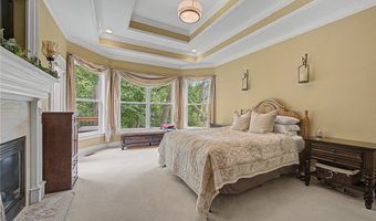 219 Ridgefield St, Bentonville, AR 72712