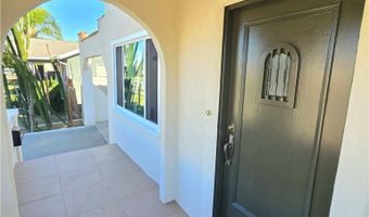 2022 W 75th St, Los Angeles, CA 90047