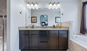 725 Canyonlands St, Berthoud, CO 80513