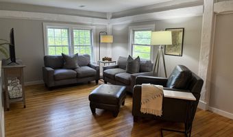 31 Water St #1, Bradford, NH 03221