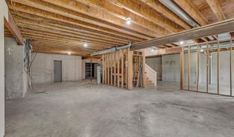 1548 N 800 Rd, Baldwin City, KS 66006