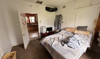 1004 N Washington St, Bicknell, IN 47512
